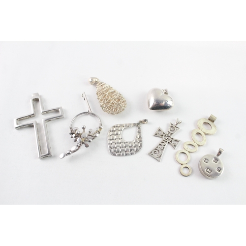 284 - Collection of Sterling Silver St Christopher Pendants inc. Cross, Heart x 8 (60g)