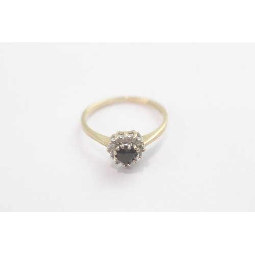 188 - 9ct gold sapphire diamond cluster ring (1.2g) Size H 1/2