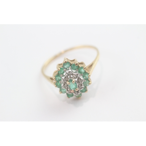 189 - 9ct gold emerald diamond cluster ring (2.4g) Size T