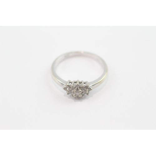 200 - 9ct white gold diamond cluster ring (1.9g) Size L