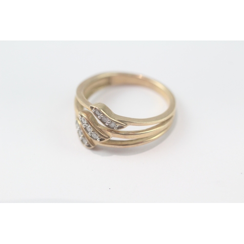220 - 9ct gold diamond dress ring (3.4g) Size N