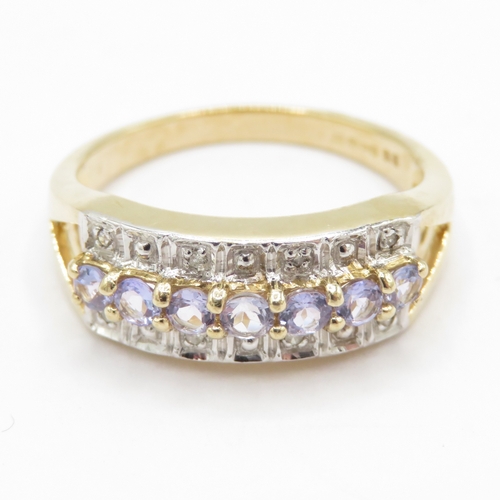188 - 9ct gold diamond and tanzanite triple row ring (3.3g) Size Q