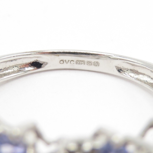 192 - 9ct gold diamond and tanzanite dress ring (3g) Size L
