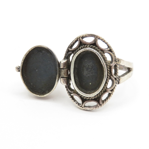 210 - Sterling Silver Poison Ring (7.4g) Size Q