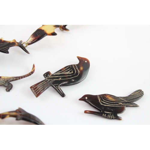 236 - Collection of Tortoise Shell Animal Jewellery, inc. Birds, Fish x 7 (25g)
