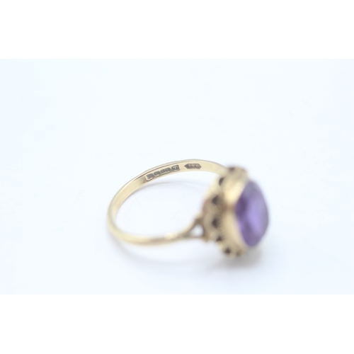 101 - 9ct gold amethyst dress ring (2.3g) Size N
