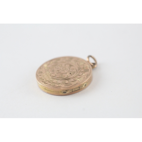 105 - 9ct gold antique scroll patterned locket (4.2g)