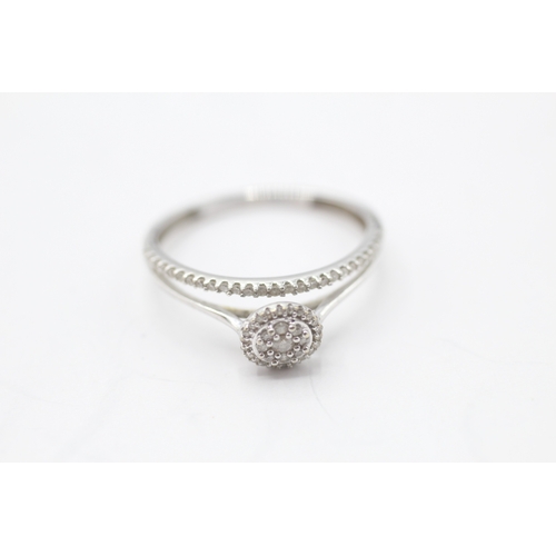 120 - 9ct gold diamond wedding set ring (1.5g) Size O