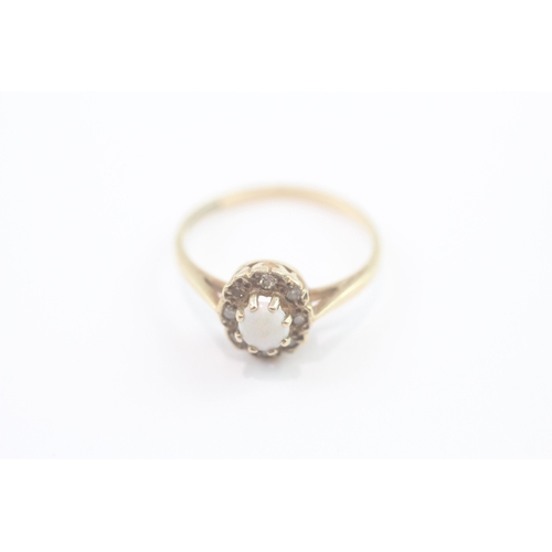 182 - 9ct gold opal and diamond cluster ring (1.5g) Size L