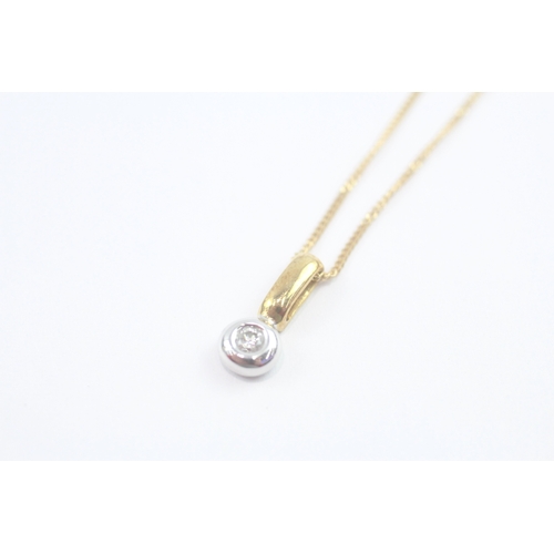 185 - 18ct gold diamond solitaire pendant necklace (3.1g)