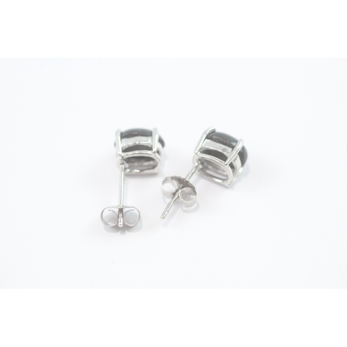 199 - 9ct gold star diopside stud earrings (1.8g)