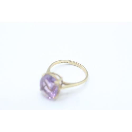 61 - 9ct gold vintage amethyst dress ring (2.5g) Size L 1/2