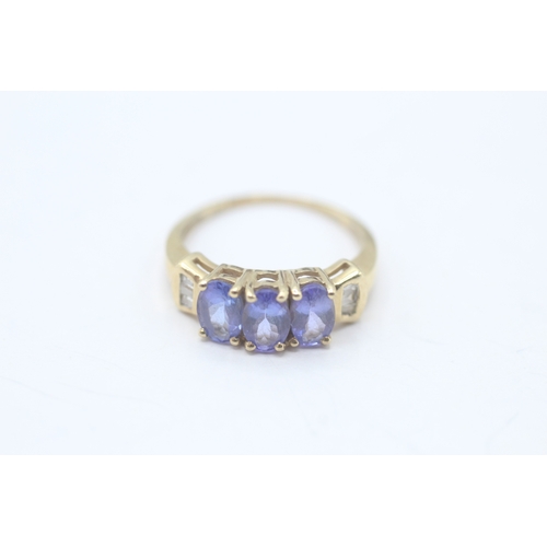 65 - 9ct gold tanzanite & diamond dress ring (2g) Size J 1/2