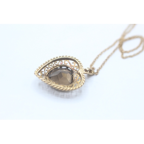 78 - 9ct gold vintage smokey quartz pendant necklace (3.6g)