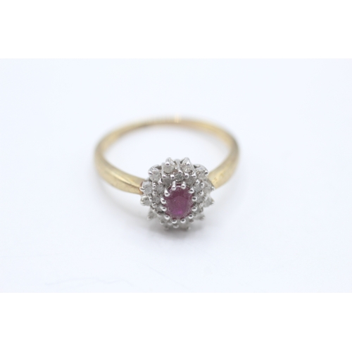 91 - 9ct gold vintage ruby & diamond cluster ring (2.4g) Size O