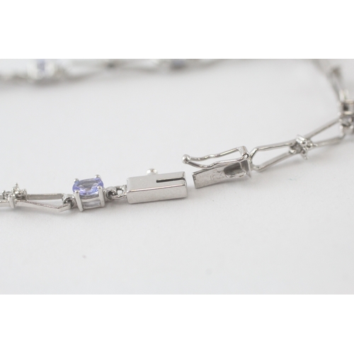 94 - 9ct gold tanzanite & diamond bracelet (3.4g)