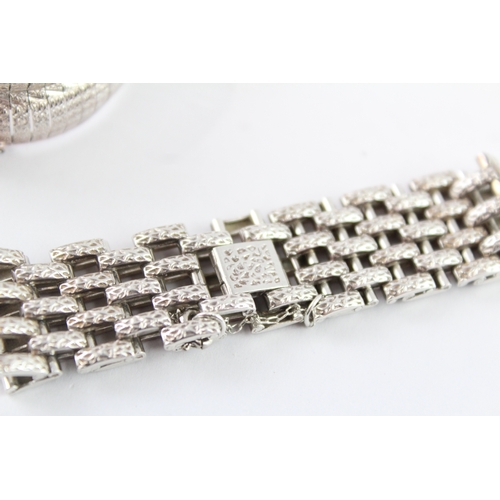 236 - Collection of Sterling Silver Bracelets, inc. Omega Link, Brick Link x 2 (67g)