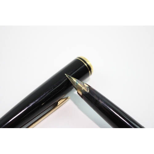 381 - Vintage Montblanc Classic 221 Black Cased Fountain Pen 14ct Gold Nib Writing