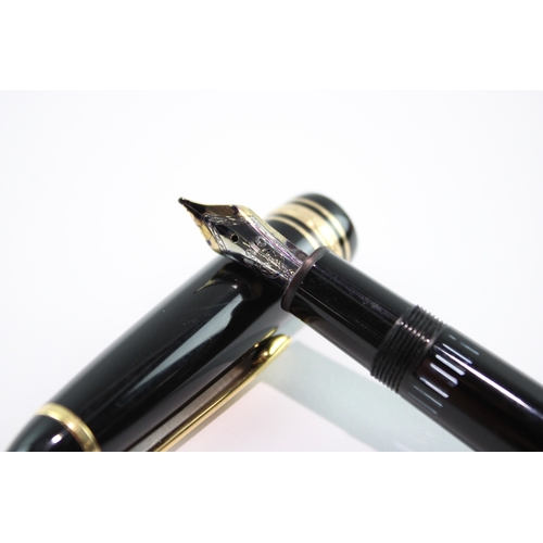 393 - Montblanc Meisterstuck Black Cased Fountain Pen 14ct Nib Writing VI1141462
