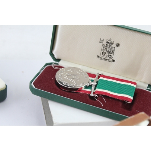 332 - Boxed Medals Inc Ambulance Service Association, Suez Medal, Women's Vol, Etc