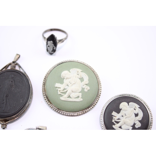 207 - Collection of Sterling Silver Wedgwood Jewellery, inc. Jasperware x 8 (64g)