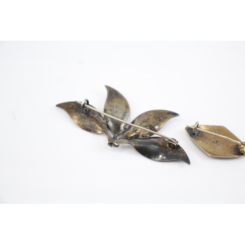 210 - Collection of Sterling Silver Scandi Brooches inc. Hjortdahl, David Andersen, Enamel, Viking x 2 (15... 