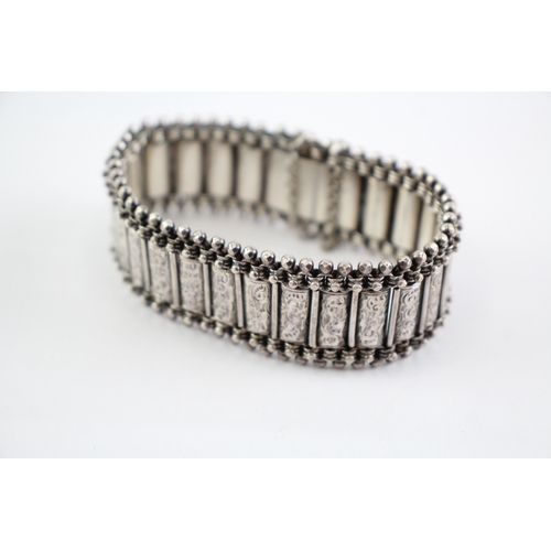 211 - Sterling Silver Antique Bracelet, w/ Etched, Safety Chain, Box Clasp (37g)