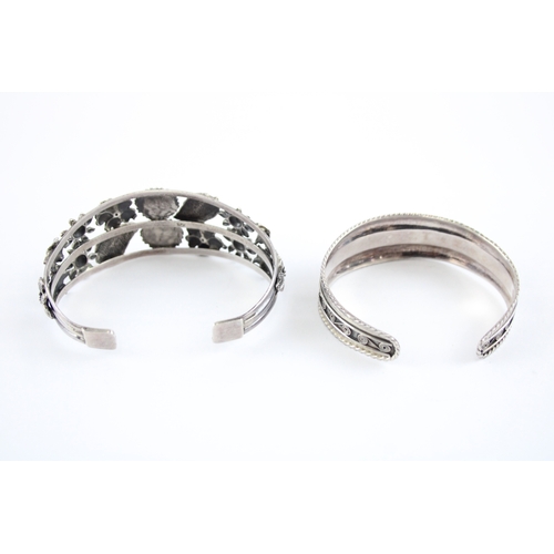 221 - Collection of Sterling Silver Bangles, inc. Floral, Torque x 2 (53g)