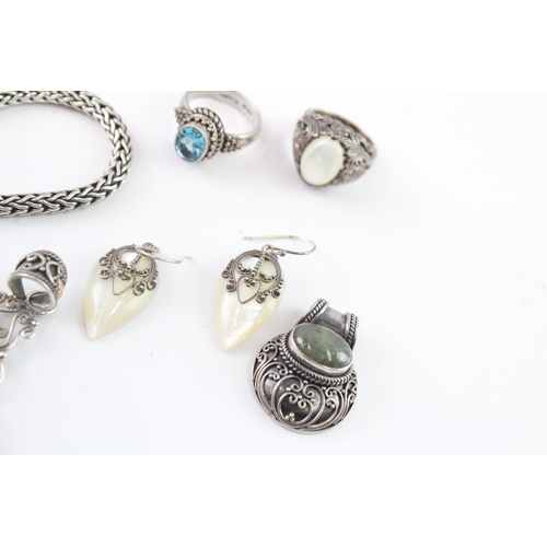 223 - Collection of Sterling Silver Suarti Jewellery, inc. Amber, Gemstone, Mother of Pearl x 8 (156g)