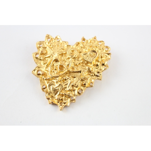 225 - Christian Lacroix Gold Tone Heart Brooch (30g)