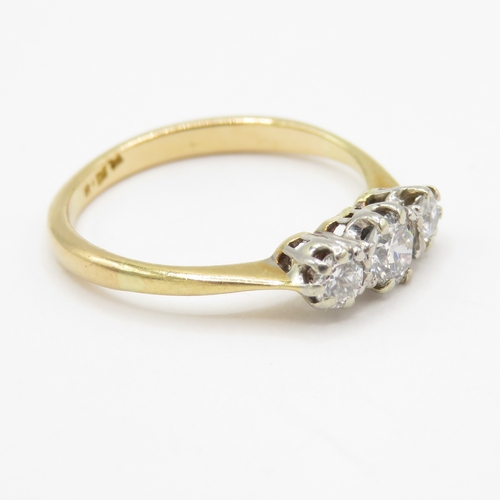 105 - 18ct Gold Diamond Trilogy Ring (1.9g) Size I