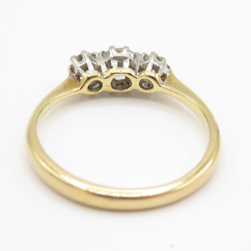 105 - 18ct Gold Diamond Trilogy Ring (1.9g) Size I