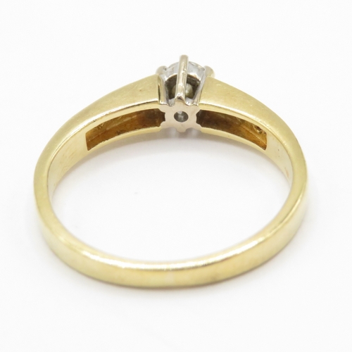 106 - 18ct Gold Diamond Solitaire with Diamond Set Shoulders, Hallmarked London (2.9g) Size K