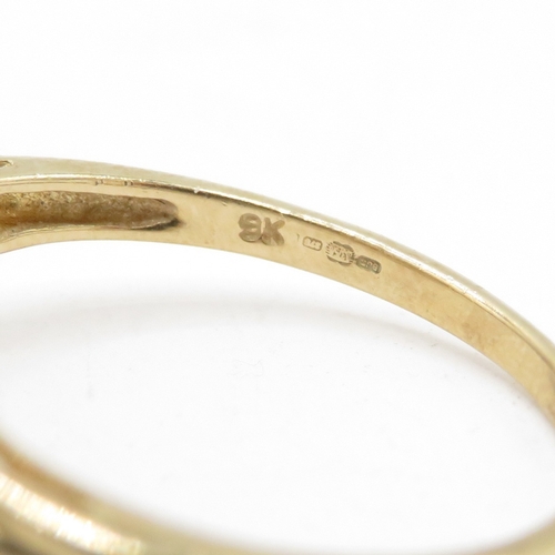 112 - 9ct Gold Sapphire & Diamond Dress Ring, Hallmarked  (2.4g) Size P