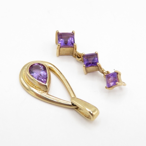 119 - Pair of 9ct Gold Amethyst Pendants (2.2g)