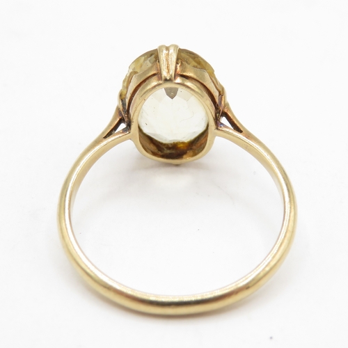 200 - 9ct gold citrine solitaire ring  (2.4g) Size P