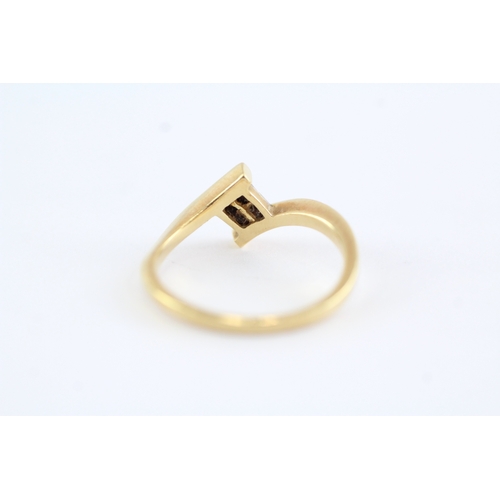 16 - 18ct gold diamond dress ring (2.5g) Size L
