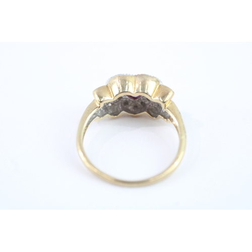 21 - 9ct gold pink sapphire & diamond dress ring (2.4g) Size K