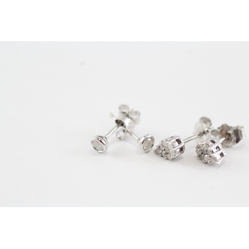 37 - 2x 9ct gold diamond stud earrings (1.2g)