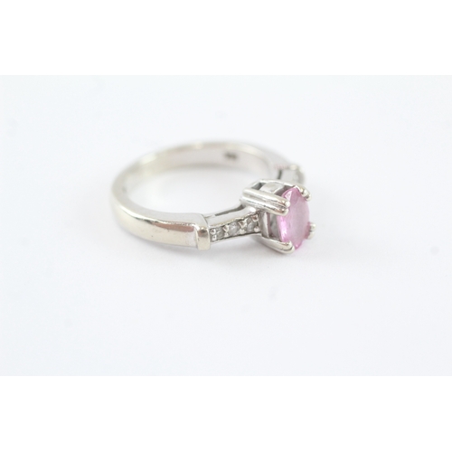 65 - 14ct white gold diamond and pink sapphire dress ring (4.9g) Size L 1/2