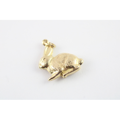 84 - 2x 9ct gold enamel ladybird & rabbit charm (1.4g)