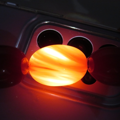 224 - Cherry Bakelite Necklace w/ Internal Streaking, Graduated (84g)