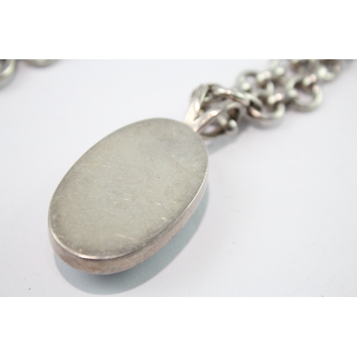 253 - Sterling Silver Moonstone Pendant Necklace (78g)