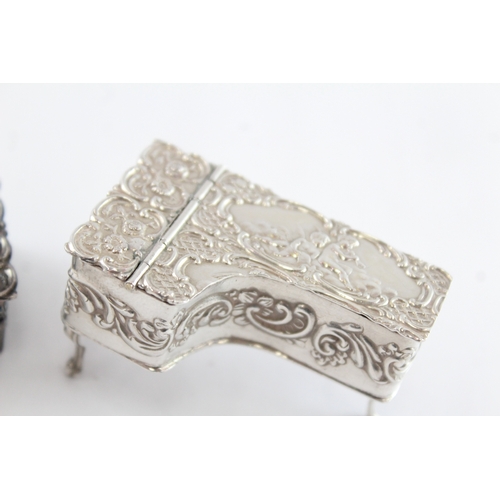 333 - 2 x Vintage .925 Sterling Silver Ornate Pill / Trinket Boxes 72g
