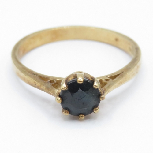 24 - 9ct Gold Sapphire Solitaire Ring (1.8g) Size L