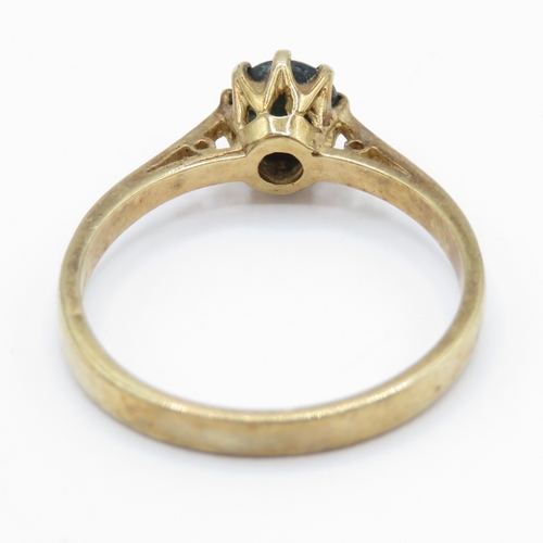 24 - 9ct Gold Sapphire Solitaire Ring (1.8g) Size L