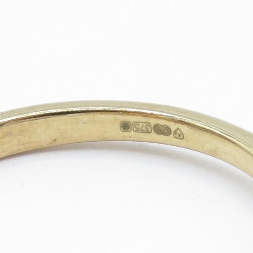 28 - 9ct Gold Diamond and Tanzanite Claw Set Ring (2g) Size N