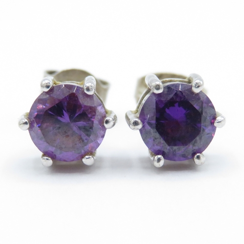 41 - 9ct White Gold Amethyst Earrings (1.9g)