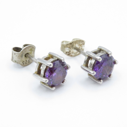41 - 9ct White Gold Amethyst Earrings (1.9g)