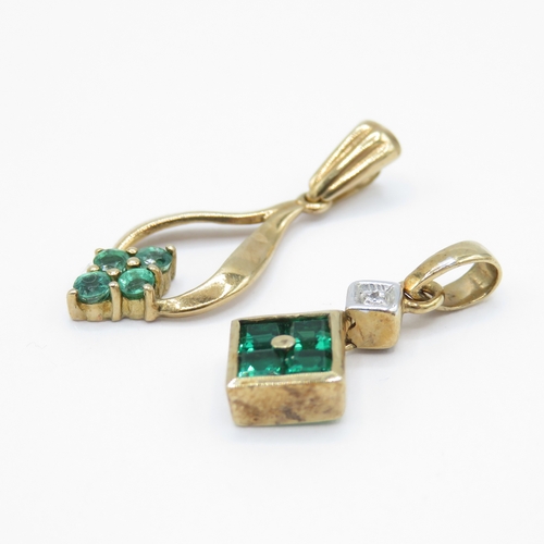 50 - 2 x 9ct Gold Pendants inc Emerald, Tourmaline, Diamond  (1.5g)
